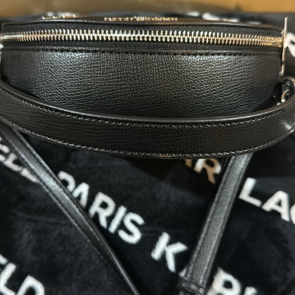 NWT Karl Lagerfeld Black Crossbody Bag - Picture 4 of 4